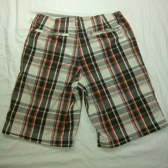 Mossimo Plaid Flat Front 4 Pocket Shorts - Picture 2 of 4
